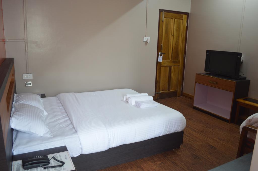 Orange Homestay Шиллонг Экстерьер фото