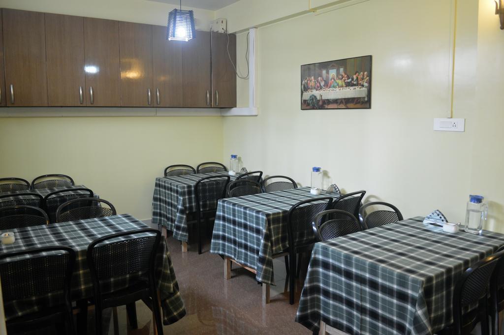 Orange Homestay Шиллонг Экстерьер фото